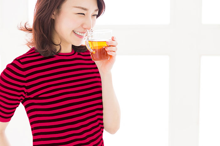6 Dampak Minum Teh saat Perut Kosong 6 Dampak Minum Teh saat Perut Kosong
