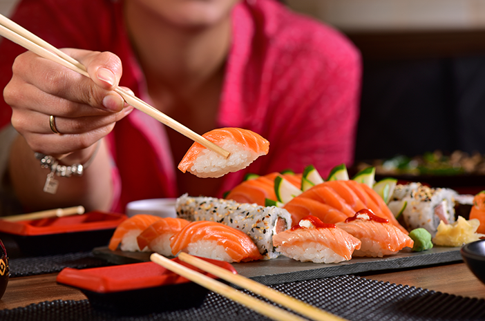 Makan Enak dan Tetap Ramping dengan Intuitive Eating Makan Enak dan Tetap Ramping dengan Intuitive Eating
