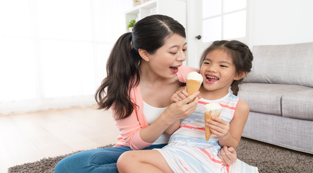 Makanan Manis atau Dingin, Mana yang Lebih Baik untuk Camilan Si Kecil?