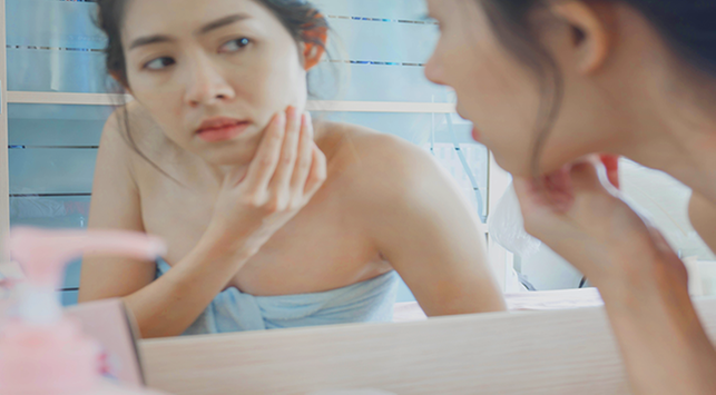 Atasi Kulit Kering Terkelupas dengan Cara Ini Atasi Kulit Kering Terkelupas dengan Cara Ini