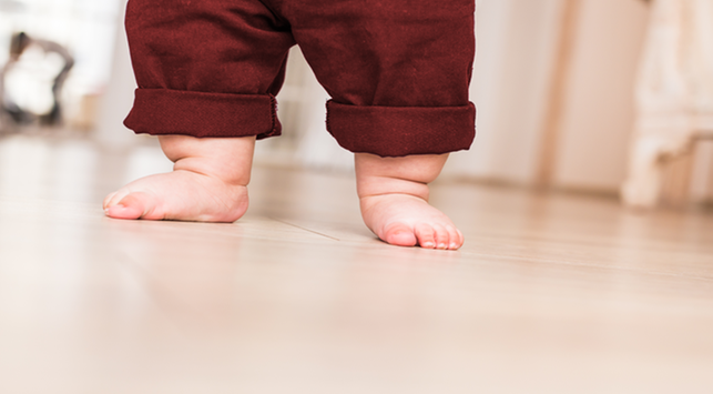 Bolehkah Si Kecil Bermain dengan Bertelanjang Kaki?
