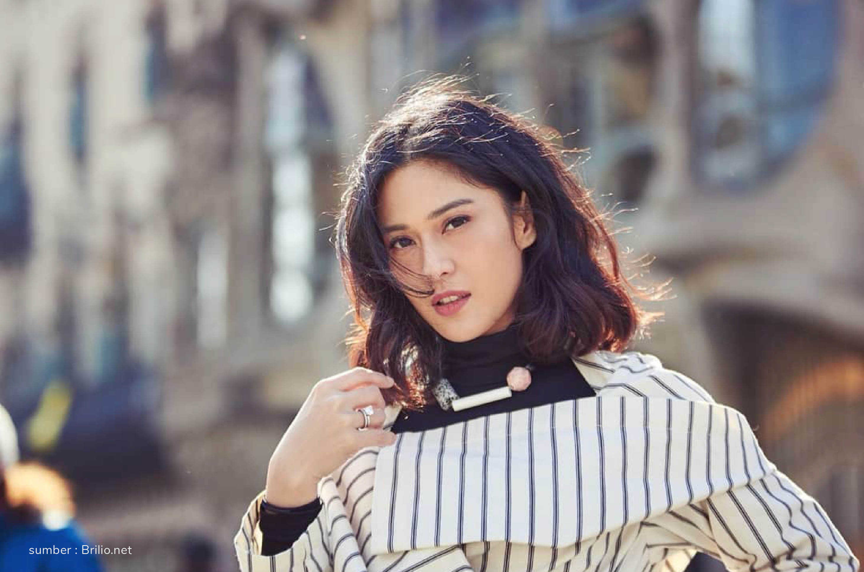 Tips Merawat Kulit ala 4 Selebriti yang Harus Dicoba Tips Merawat Kulit ala 4 Selebriti yang Harus Dicoba
