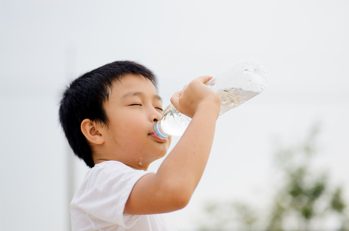 Anak-Anak yang Aktif Lebih Cepat Haus, Aman dari Diabetes Insipidus? Anak-Anak yang Aktif Lebih Cepat Haus, Aman dari Diabetes Insipidus?