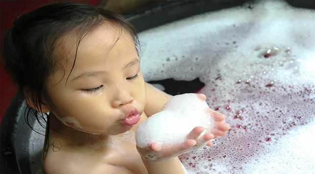 Anak susah mandi, mengatasi anak susah mandi Anak susah mandi, mengatasi anak susah mandi