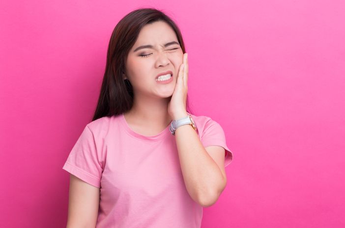Inilah Penyebab Periodontitis yang bikin Susah Makan