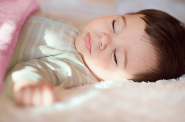Kebiasaan yang Dapat Menyebabkan Bayi Alami Tongue-tie Kebiasaan yang Dapat Menyebabkan Bayi Alami Tongue-tie